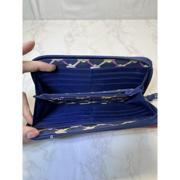 Vera Bradley Royal Blue Zip-Around Accordion Wallet - Picture 3 of 6
